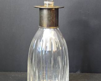 Atlantis Crystal Decanter with SilverPlated Collar and Stopper