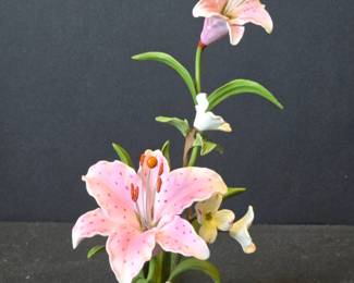 Lenox Rubrum Lily Lilium Speciosum Fine Bone China Figurine