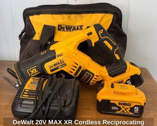 DeWalt V MAX XR Cordless Reciprocating Saw Kit second image