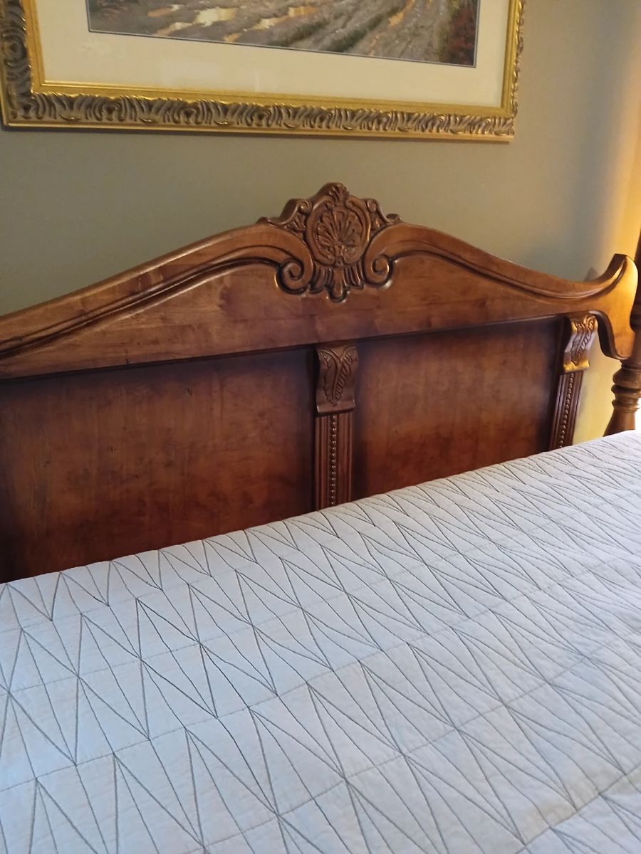 Ethan Allen Queen 4 Poster Bed