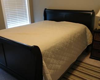 Sleigh Bed