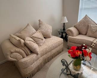 Vintage SHERRILL Sofa in Ivory Damask Upholstery with Fringe