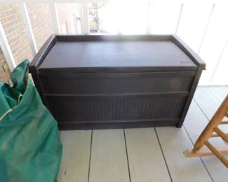 STORAGE BOX