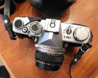 OLYMPUS OM-1 BODY AND LENS