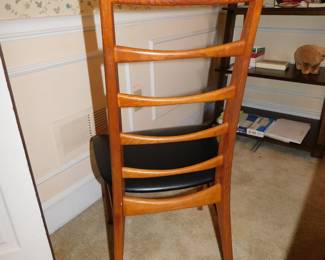 VINTAGE NIELS KOEFOED "LIS" DANISH ROSEWOOD DINING CHAIRS SET OF 4 SHOWING 1 OF 4 BACK OF CHAIR