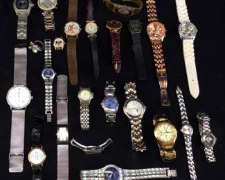 ASSORTED WATCH GROUP, SEIKO, MICHAEL KORS, FOSSIL, DISNEY MICKEY