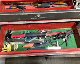 3) TOOL BOXES WITH ASSORTED LOOSE TOOLS Mac Tool box, 2 drawer craftsman and 1 tray craftsman. Some Mac, Snap-On, Craftsman
