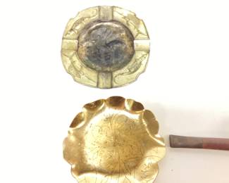 VTG KAYWOODIE FILTER ALUMINUM PIPE, MISSOURI MEERSCHAUM CORN COB PIPE AND DARK BRIAR WOOD PIPE AND 2 ASHTRAYS