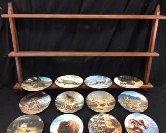 (16) EDWIN KNOWLES & W.L. GEORGE AMERICAN WILDLIFE COLLECTORS PLATES WITH 2 WALL HANG DISPLAY RACKS