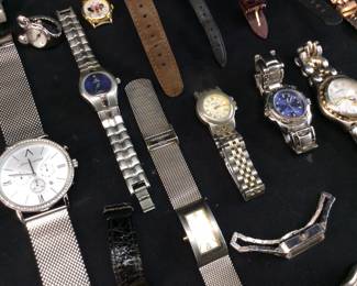 ASSORTED WATCH GROUP, SEIKO, MICHAEL KORS, FOSSIL, DISNEY MICKEY