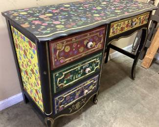 VINTAGE HAND PAINTED FLORAL MOTIF 4 DRAWER DESK NO SHIPPING PICKUP ONLY