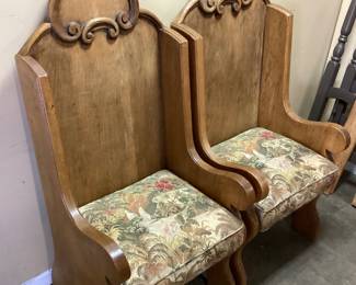 (2) VTG. HIGH-BACK OAK WOOD ARMCHAIRS w ORNATE SCROLLWORK PEDIMENT NEAR TOP OF BACKREST, NO SHIPPING PICKUP ONLY