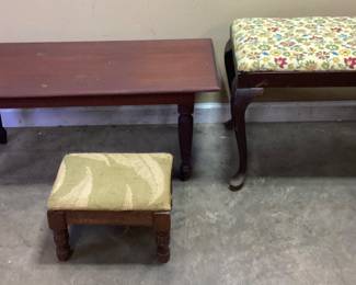VINTAGE BENCHES AND FOOTSTOOL QUEEN ANN STYLE AND TRADITIONAL