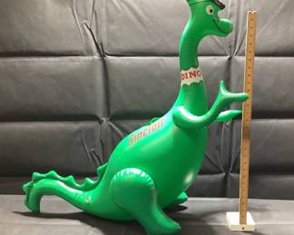 VTG. SINCLAIR DINO INFLATABLE HOLDS AIR AND IN GREAT CONDITION. OVER 30 INCHES TALL