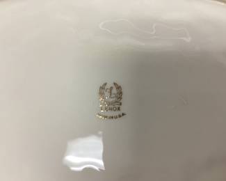 LENOX SWAN, SERVING PLATE, CREAMER, AND HOLY SET