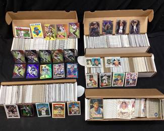 5 SLEEVES ASSORTED BASEBALL, FOOTBALL, BASKETBALL CARDS, TOPPS, DONRUSS, PANINI, TOM BRADY, VON MILLER, BARRY SAUNDERS, MARK GRACE, WADE BOGGS, BILLY MARTIN, EARL WEAVER, TOM GLAVIN, DARYL STRAWBERRY, ALBERT PUJOLS,