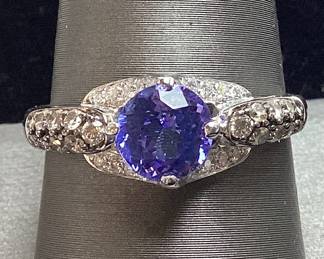 14KT WHITE GOLD TANZANITE & DIAMOND RING, SIZE 9.75, 1.5ct TANZANITE, 0.45cts FANCY BROWN/COLORLESS DIAMONDS, 4.5g TOTAL WEIGHT, GGA APPRAISAL $8,270.00