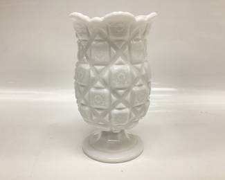 WESTMORELAND OLD QUILT MILK GLASS VASE VINTAGE 7 INCH CELERY VASE. GREAT CONDITION