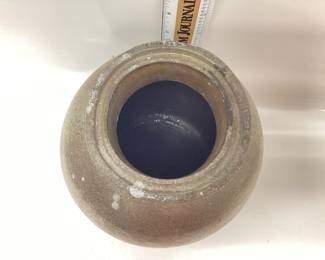 19TH CENTURY SALT GLAZED STONEWARE CROCK 10.5x6 INCHES