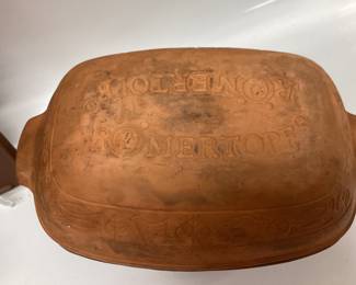 VTG. ROMERTOPF CLAY BAKER, LONGABERGER TRIVET, PIG TRIVET AND NAPIER SILVER PLATE PIG