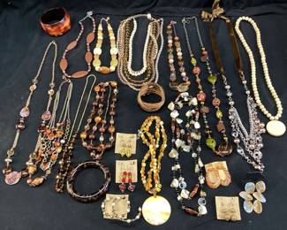 ASSORTED COSTUME JEWELRY, MARLEY LILLY, NAPIER