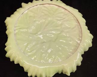  MID CENTURY CABBAGE LEAF SERVING DISH, 13in