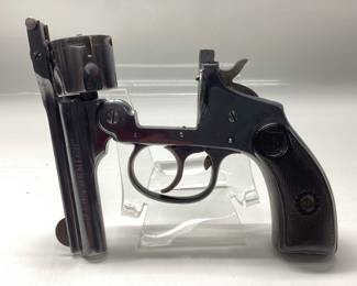 HARRINGTON RICHARDSON PREMIER 32 CALIBER REVOLVER THIS VINTAGE TOP BREAK REVOLVER FIRES 32 CALIBER SMITH & WESSON AMMO. ALL FFL RESTRICTIONS APPLY