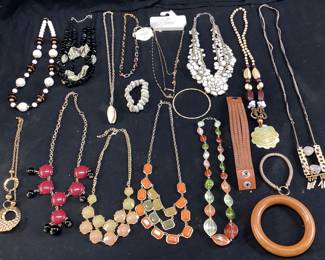 ASSORTED COSTUME JEWELRY, LAUREN CONRAD, MONET, STARFISH PROJECT