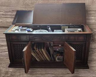 Vintage Sounddesign Allinone Entertainment Center 
