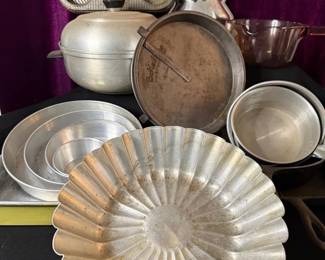 Vintage Cookware Mystery Lot 