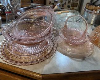Vintage Pink glassware 