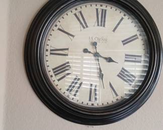 La Crosse Technology Analog Wall Clock