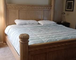 Bernhardt Queen Bedroom