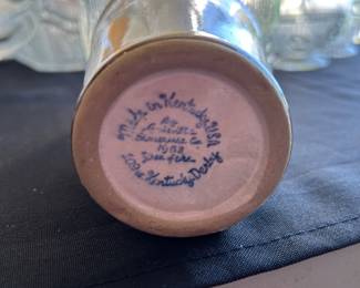 KENTUCKY DERBY  1983 POTTERY