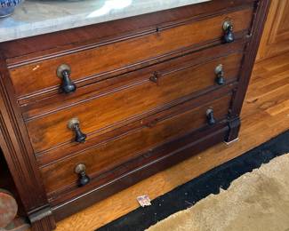 ANTIQUE CHEST
