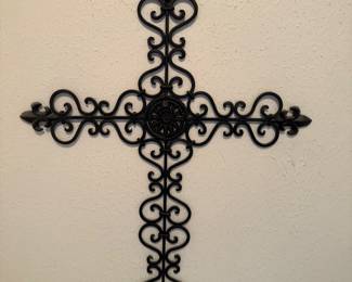 Metal cross wallhanging