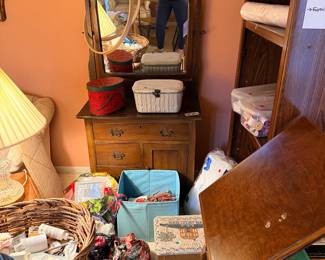 Tons of sewing materials 