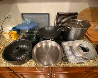 Bundle Set of Bake & Cookware- $30 