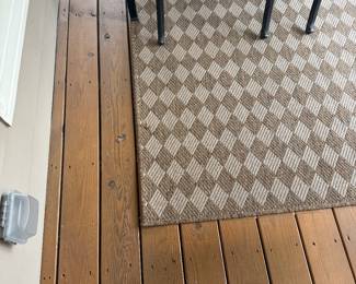 Outdoor Rug 7x9- $40