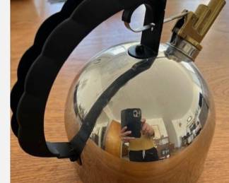 RICHARD SAPPER ALESSI MADE IN ITALY #9091 VINTAGE ORIGINAL KETTLE 1982
$100
