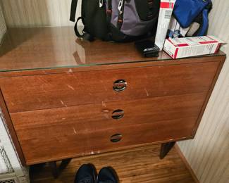 Mid centry dresser West Michigan Furniture Company, Holland, MI