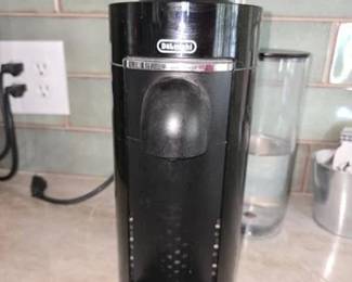 DeLonghi Coffee machine