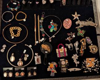 Brooches, Earrings, Bracelets, Earrings, Pendants