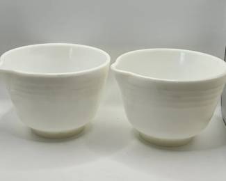 (2) Hamilton Beach PYREX Milk Glass Mixing/Pouring Bowls