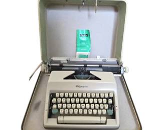 Olympia SM9 Typewriter Manufactured in Western Germany