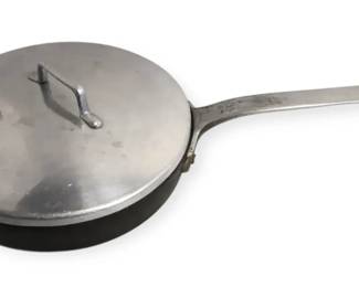 Magnalite Professional 2Qt Pan w Lid