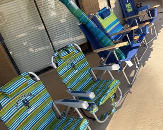 Tommy Bahamas Beach Chairs - like new