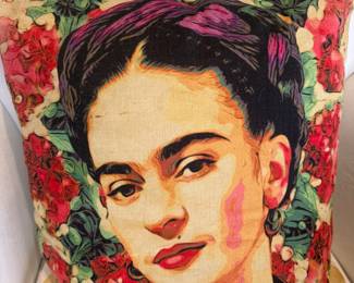 HEY FRIDA GIRL!