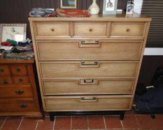 American of Martinsville Dresser
