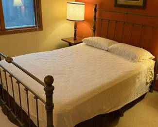 Queen Size Bed Iron Bed frame